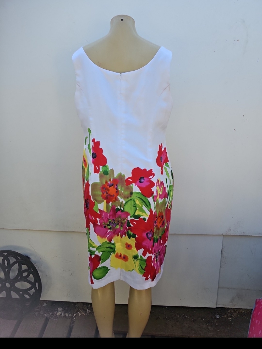 Tiana B. White Dress with Red, Pink, Yellow & Green Floral Print - Picture 2 of 4